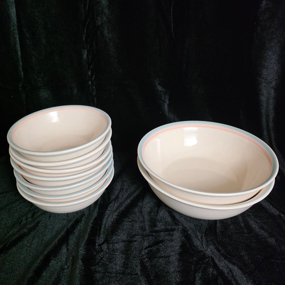 Lot Pfaltzgraff Aura Pink: 7 soup/cereal bowls & 2 Round Vegetable Serving Bowls